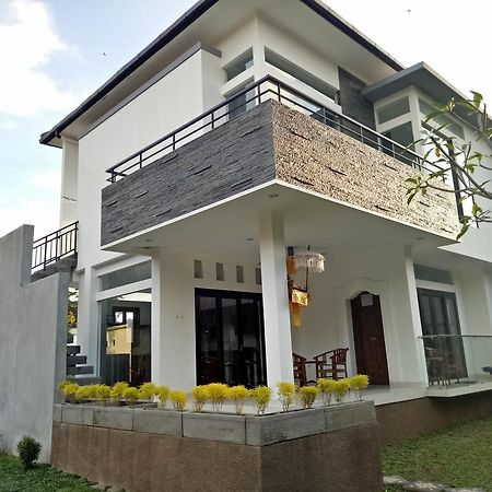 Legong Guesthouse Убуд Екстериор снимка