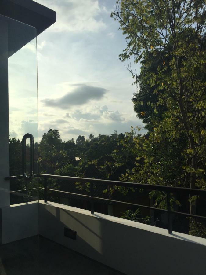 Legong Guesthouse Убуд Екстериор снимка